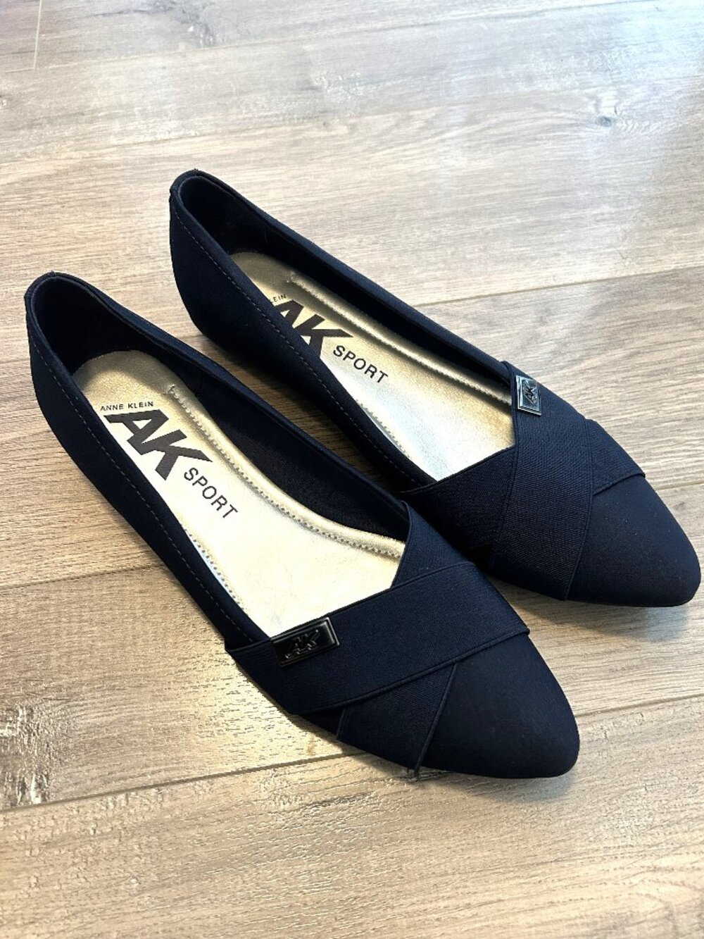 NWOT Anne Klein Sport Oalise pointed toe flats, size 9.5